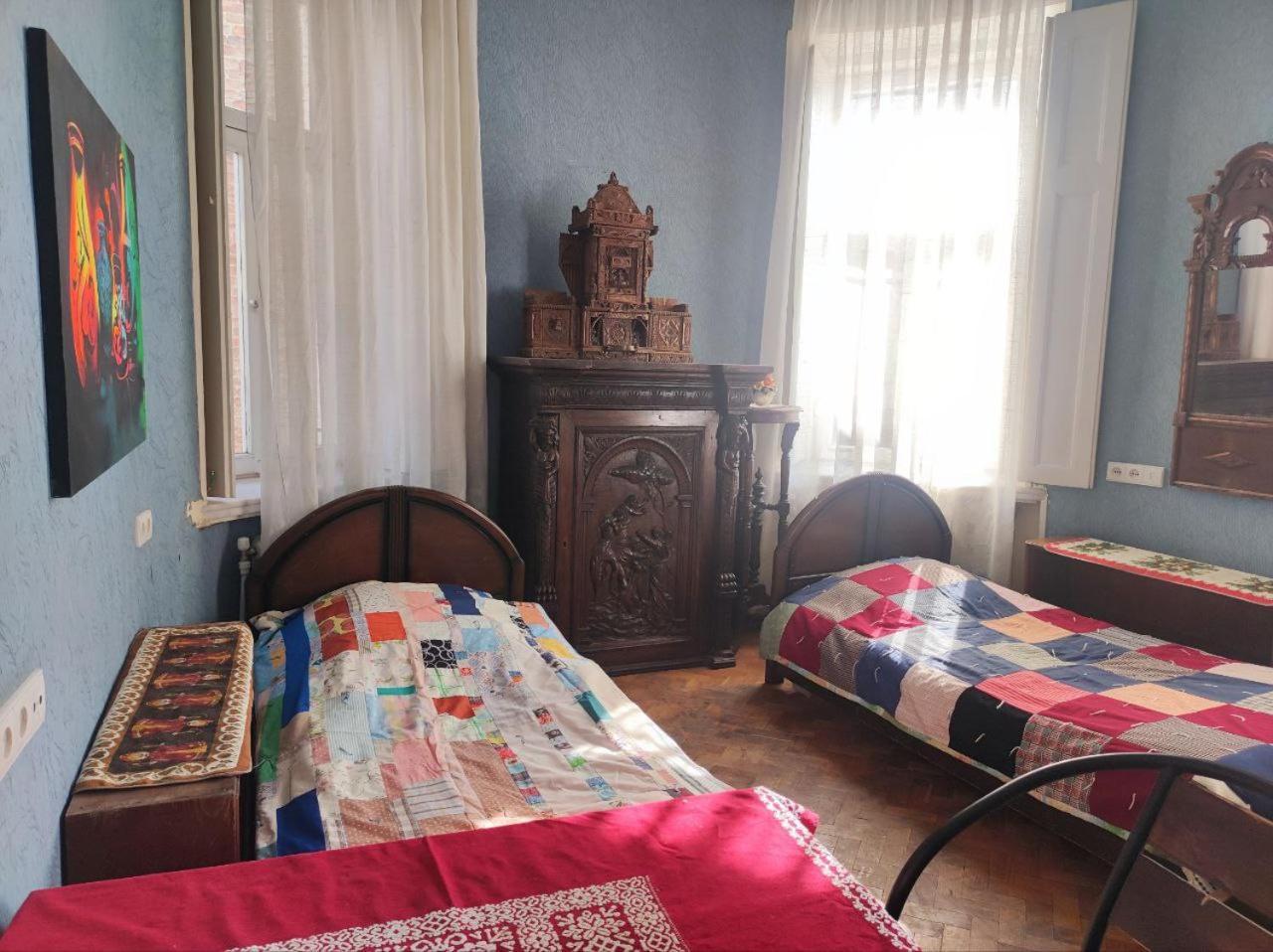 Guest House Irina ティビリシ エクステリア 写真