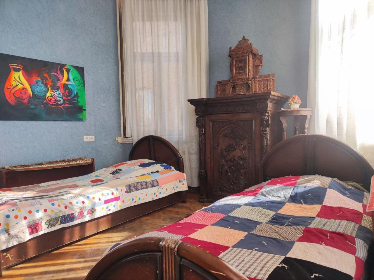 Guest House Irina ティビリシ エクステリア 写真