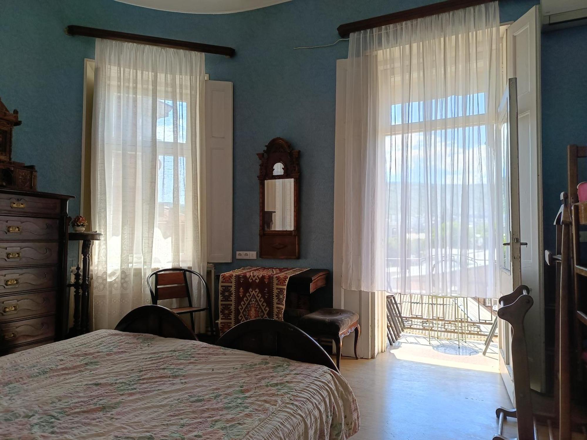 Guest House Irina ティビリシ エクステリア 写真
