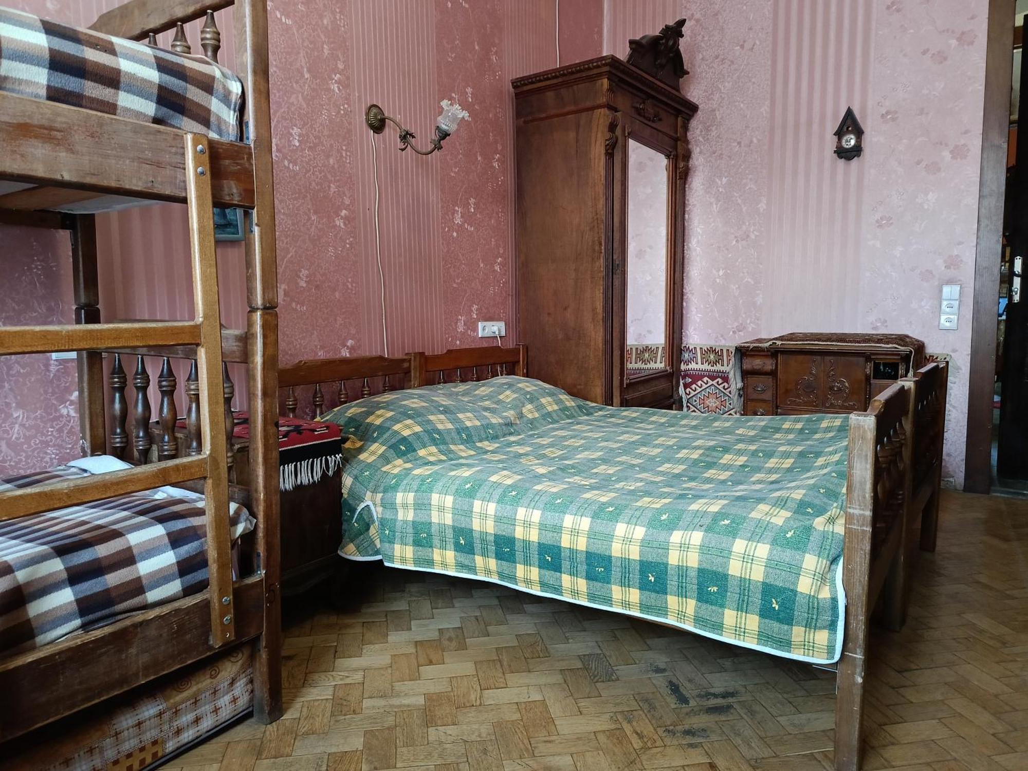 Guest House Irina ティビリシ エクステリア 写真