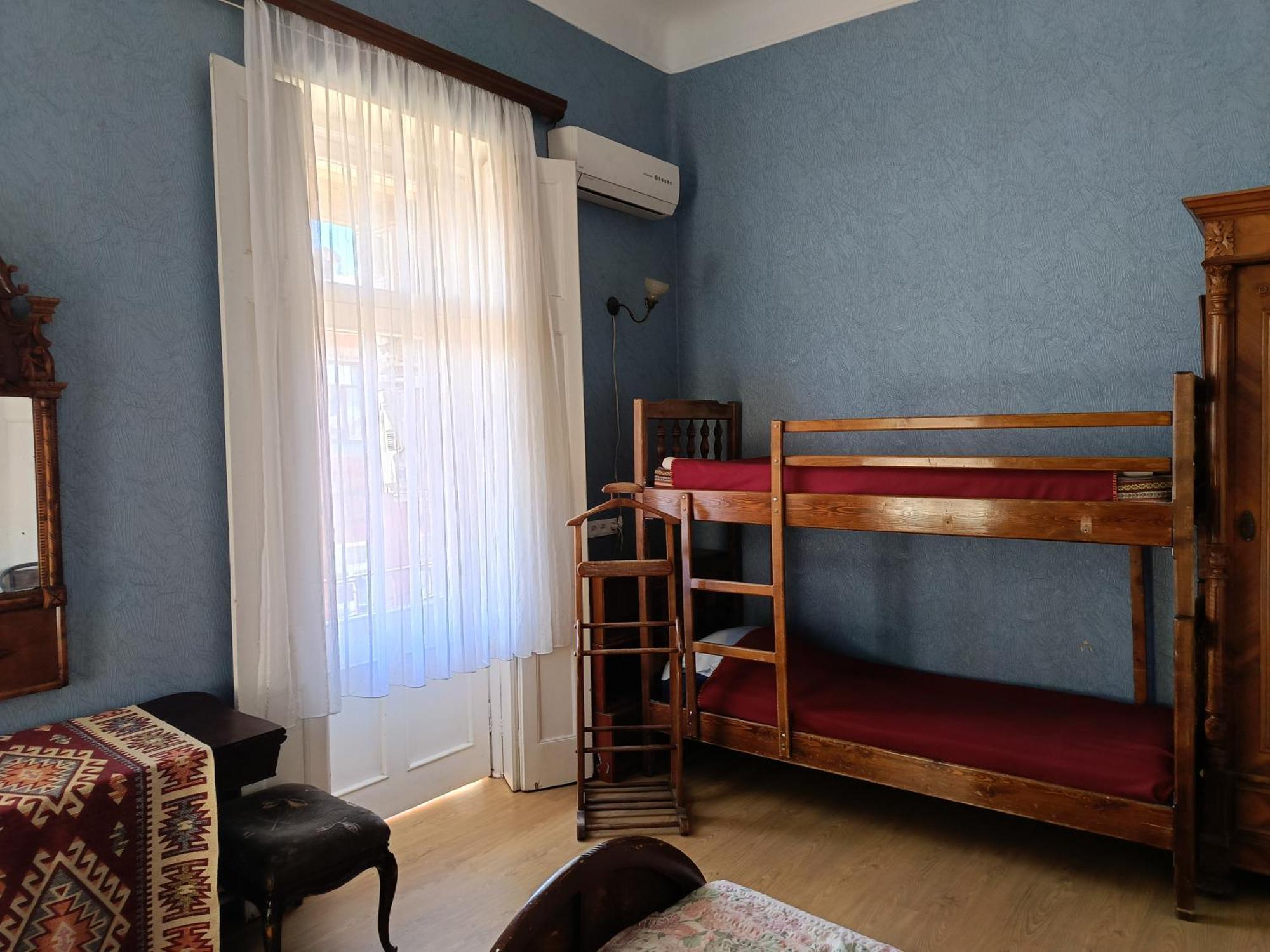 Guest House Irina ティビリシ エクステリア 写真