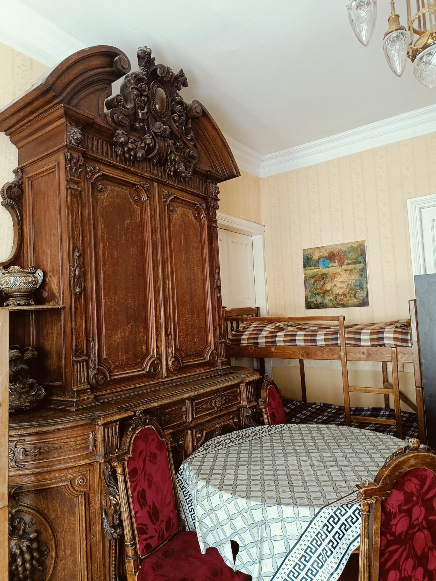 Guest House Irina ティビリシ エクステリア 写真